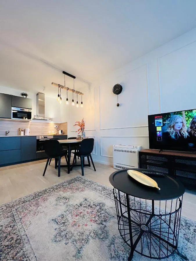 Apartment Apt Ljupka - Zadar - With Private Free Parking